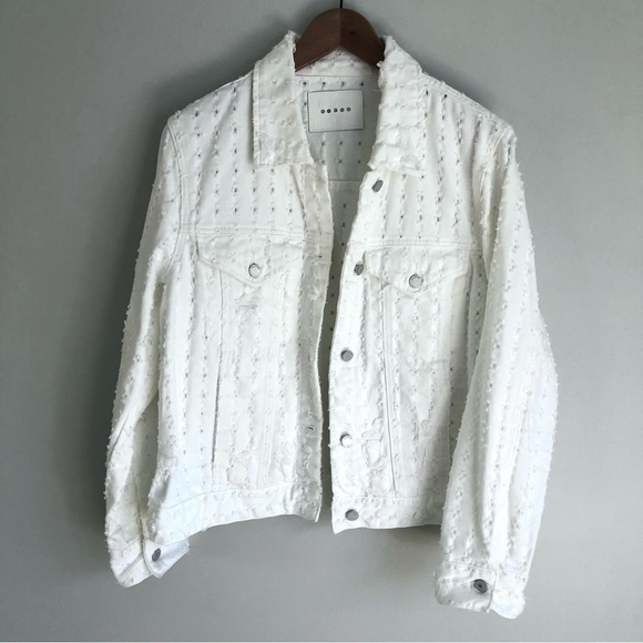 Blank NYC Eyes On You white jean Jacket denim trucker style distressed - Picture 2 of 15